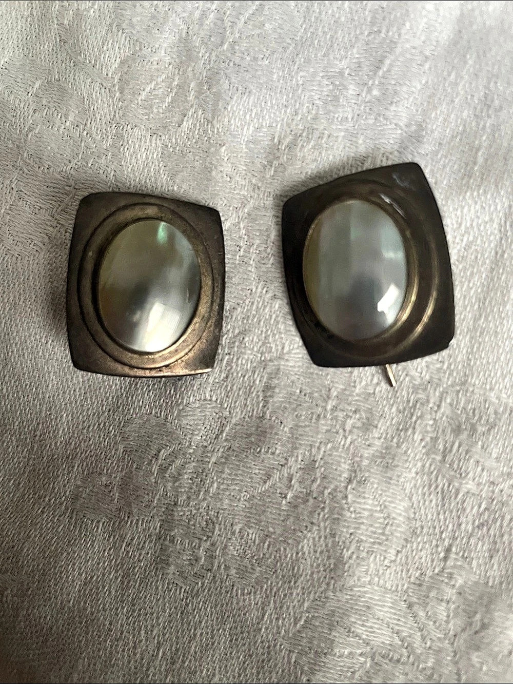 Vintage Taxco Mexican Modernist .925 SS Mother of Pearl Earrings Signed ID
